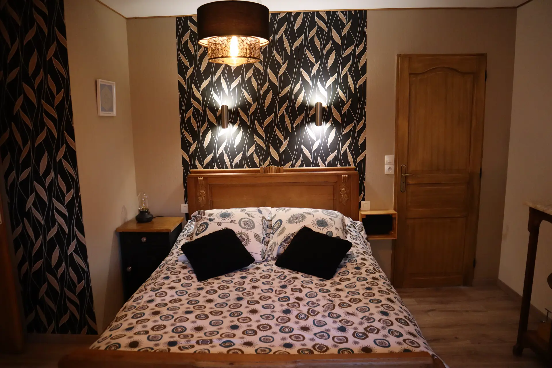 Lit de la chambre Fleur de Lin